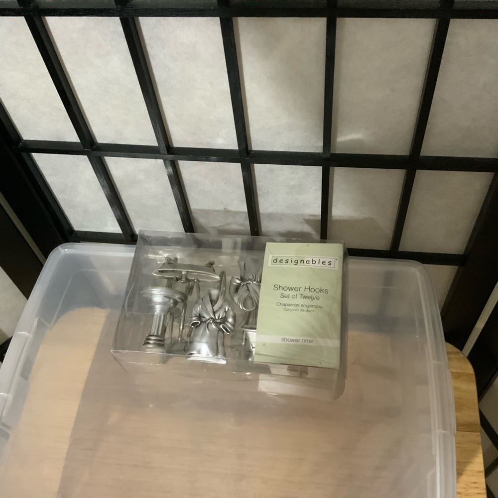 NWT In Box Designables  Shower Time Design Rings, Set of 12 - Chrome